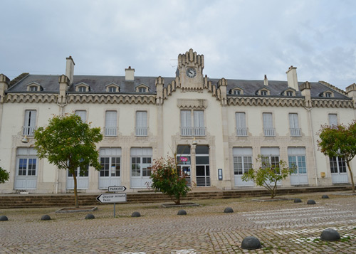 Tillenay gare