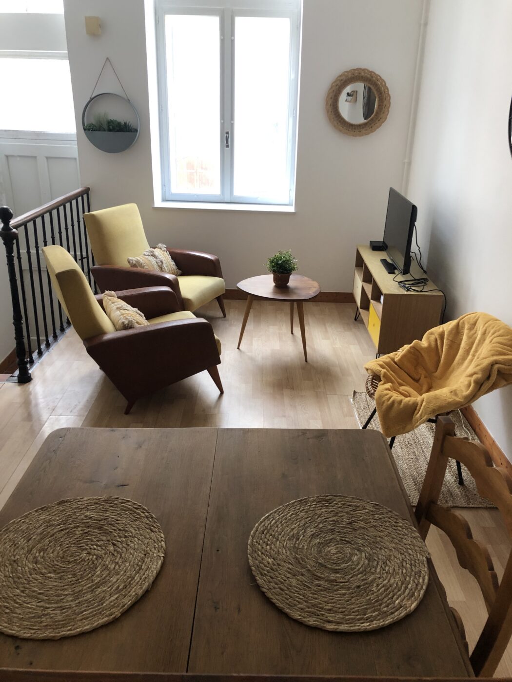 SALON